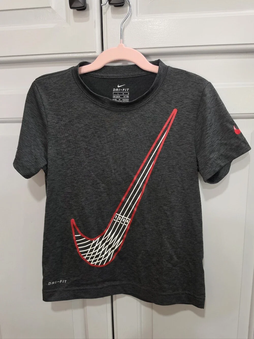 Nike Dri-FIT Boy's Charcoal Heather Short-Sleeve Tee with Red Swoosh - Size 6/7